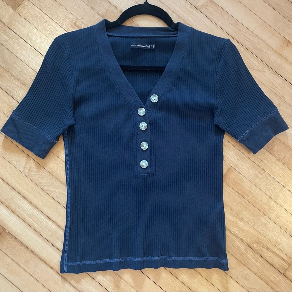 ABERCROMBIE & FITCH Y2K Ribbed Button Top Baby Tee Henley T-Shirt Wide Cuff
